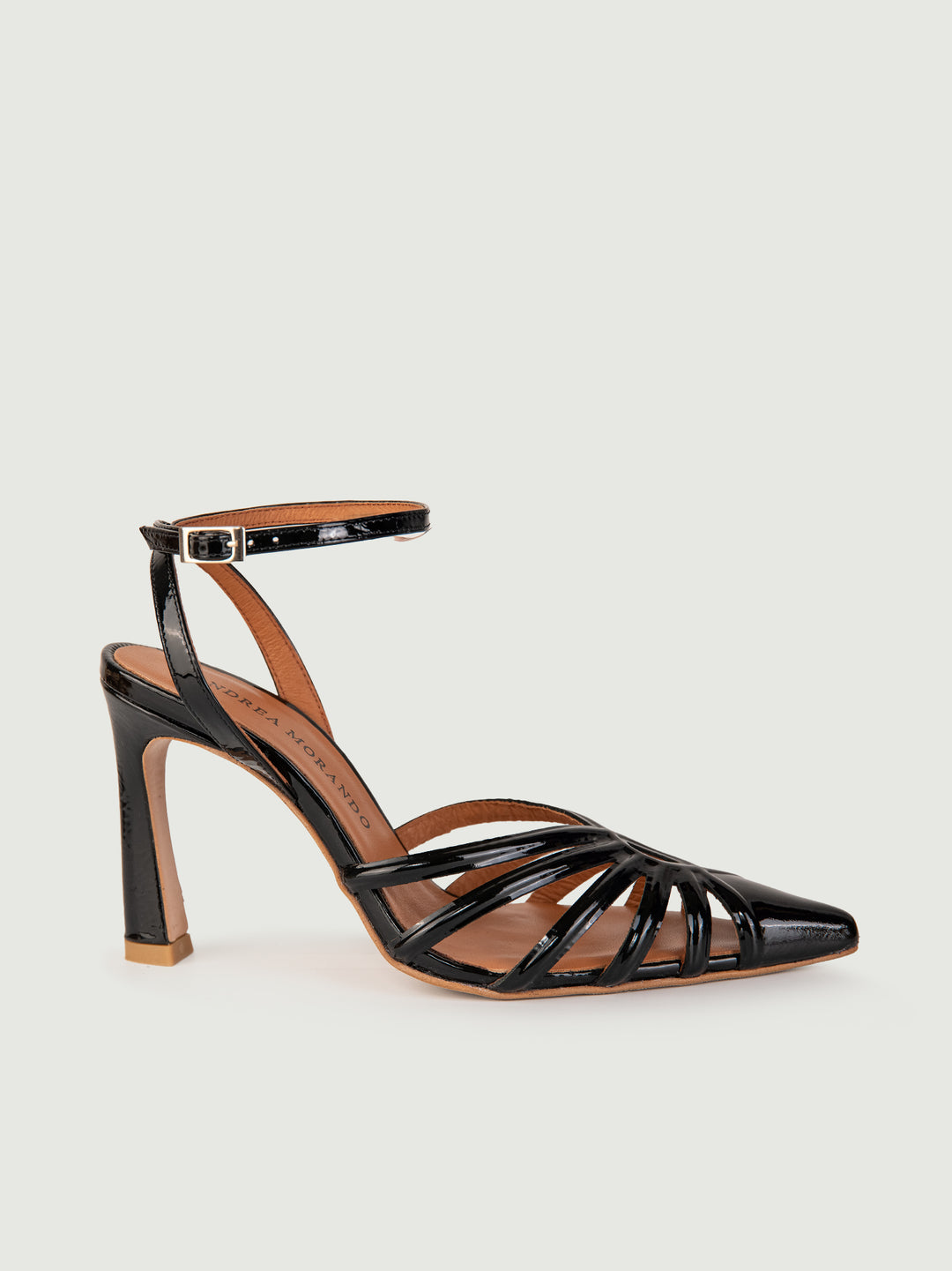 SANDALO IN VERNICE NERA CON LISTINI INTRECCIATI 24028/539C NERO ANDREA MORANDO 