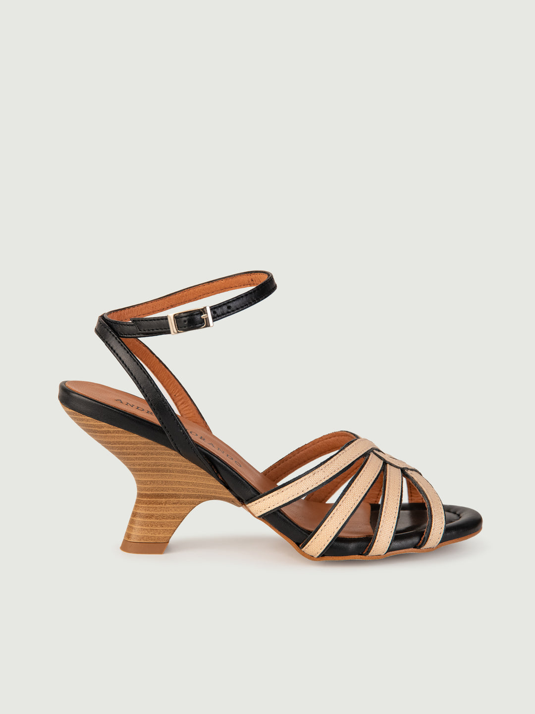 SANDALO CON LISTINI IN PELLE BEIGE E NERO 24072/750H NERO ANDREA MORANDO 