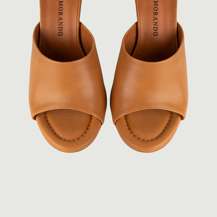SABOT CON MAXI FASCIA IN PELLE CARAMELLO 24074/750H CAMMELLO ANDREA MORANDO 