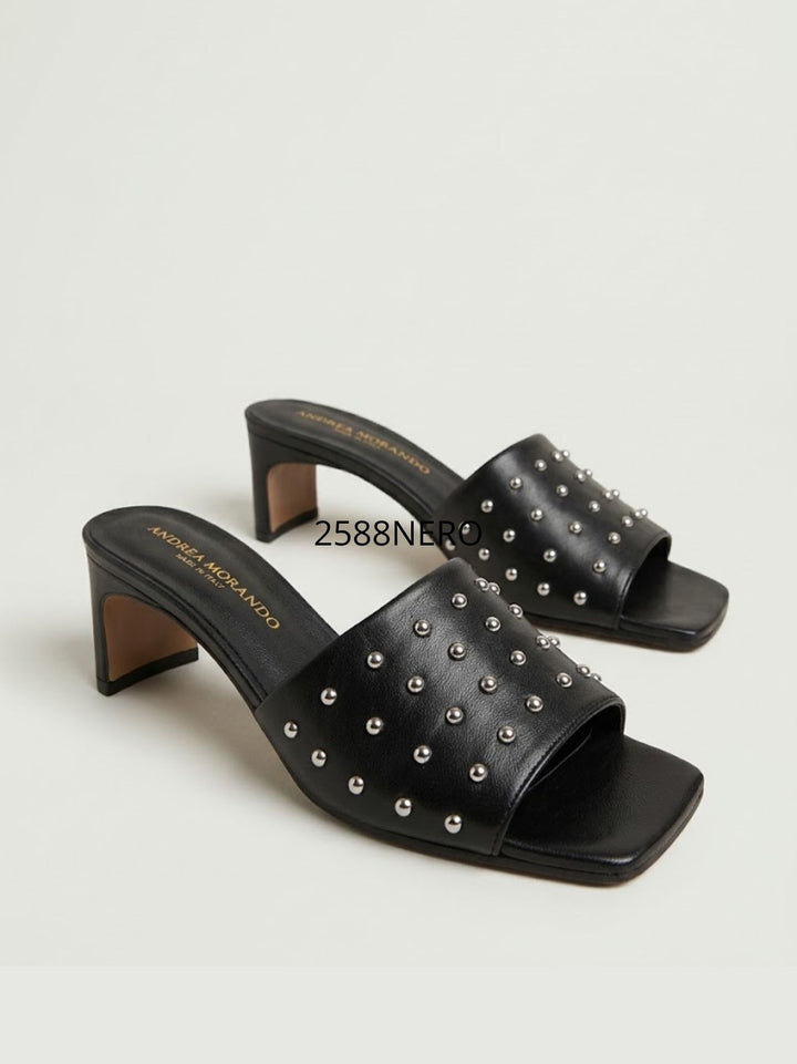 Sandalo mule borchiato in pelle nappa nero 2588 NERO ANDREA MORANDO 
