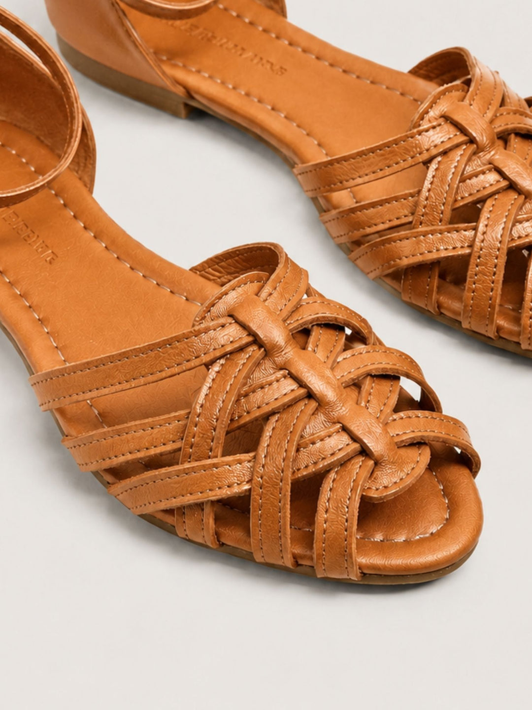 Sandalo basso intrecciato in pelle color cuoio 240276 TAN ANDREA MORANDO 