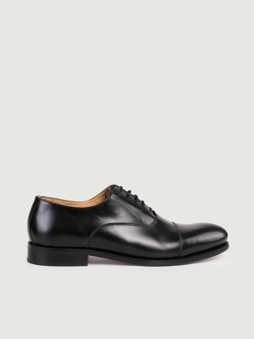 Francesina in pelle nera