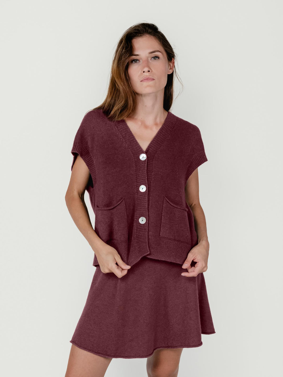 GILET CON BOTTONI BORDEAUX