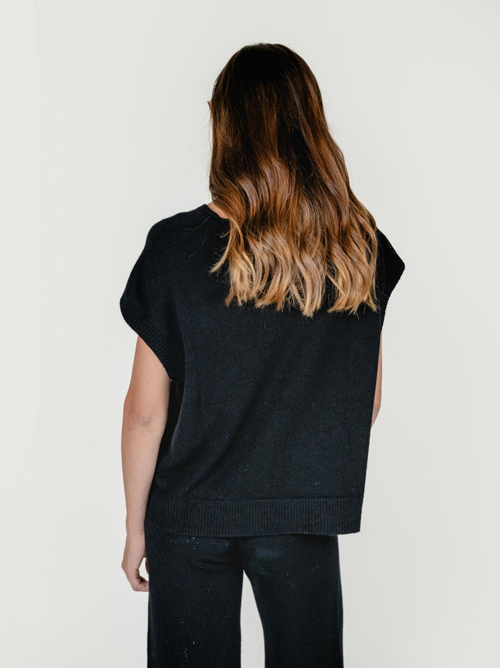 GILET CON BOTTONI NERO