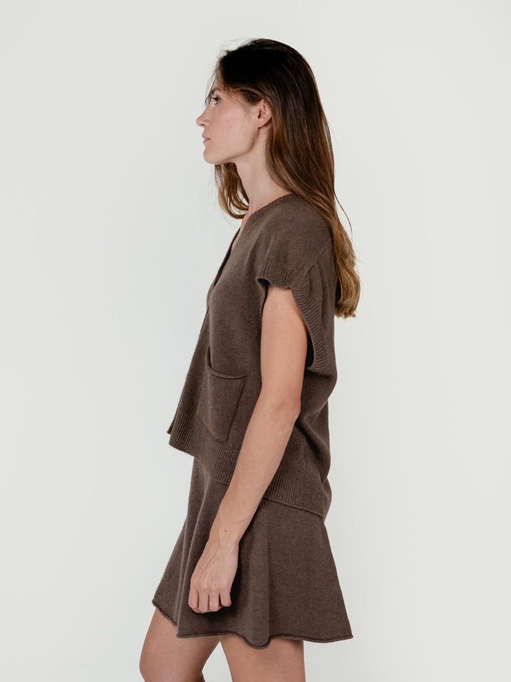 GILET CON BOTTONI TABACCO