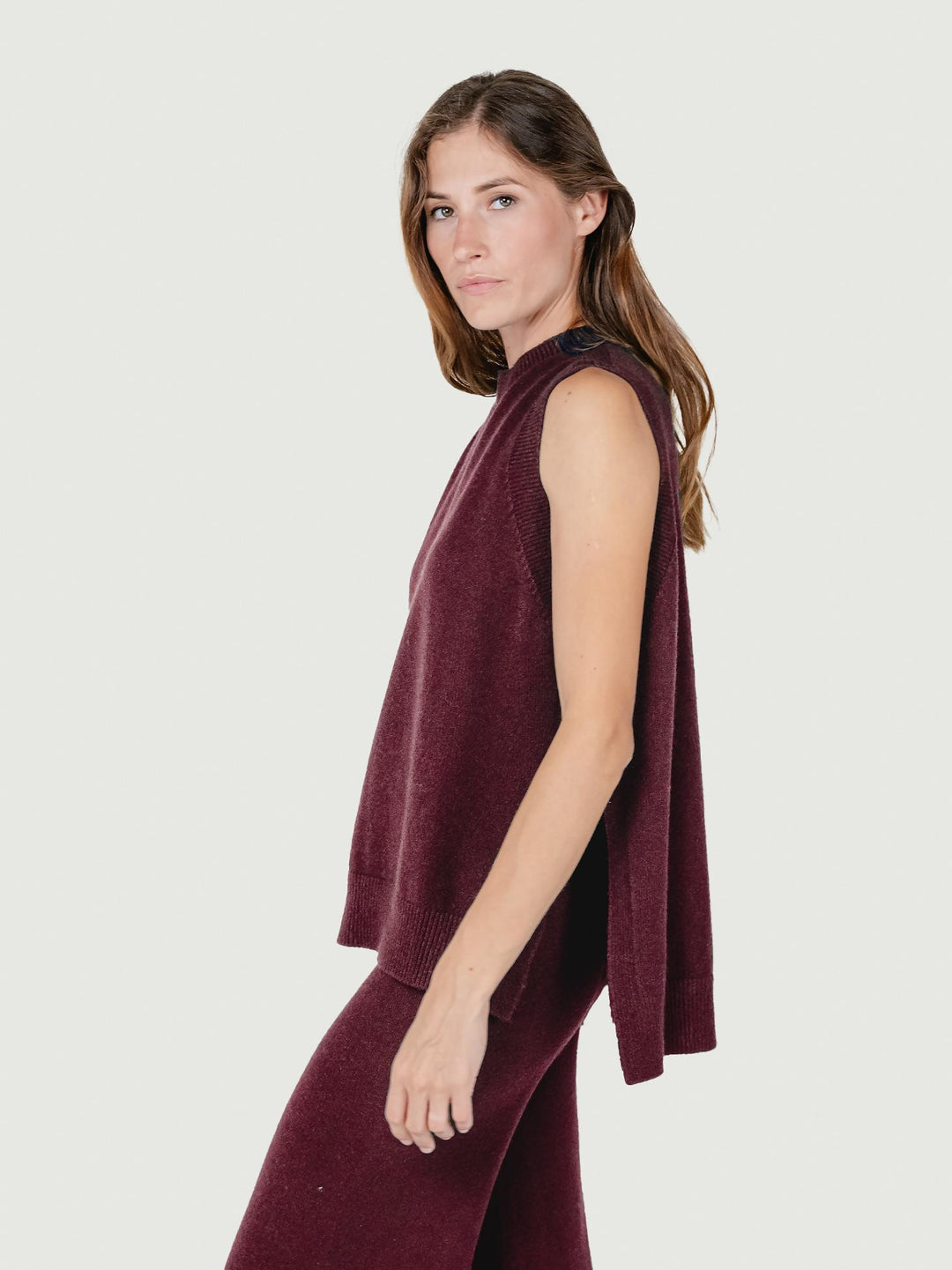 GILET LUNGO IN MAGLIA BORDEAUX