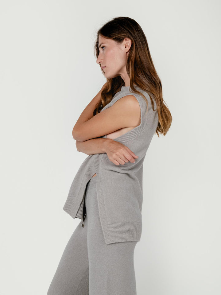 GILET LUNGO IN MAGLIA TORTORA