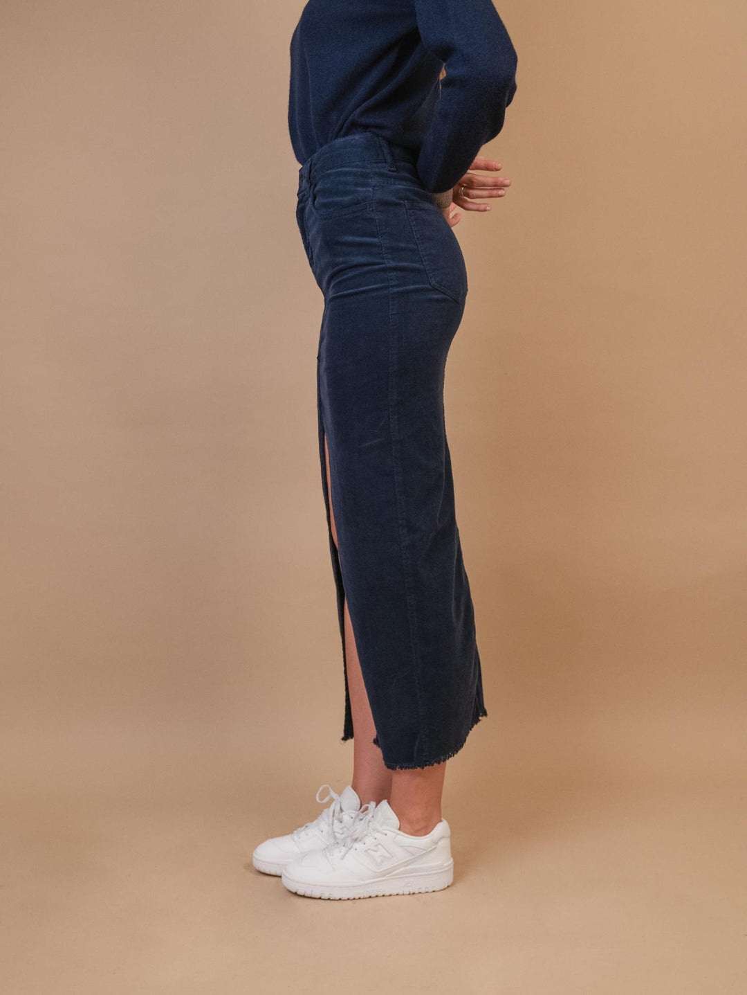GONNA LUNGA CON MAXI SPACCO FRONTALE IN VELLUTO BLU