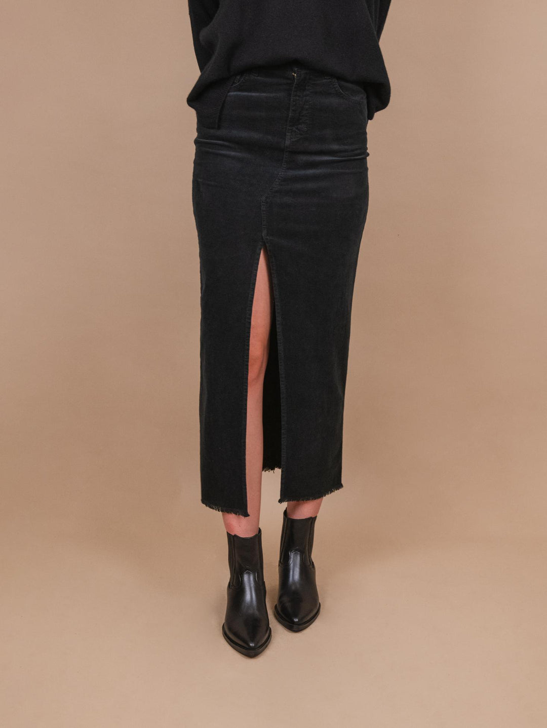 GONNA LUNGA CON MAXI SPACCO FRONTALE IN VELLUTO NERO