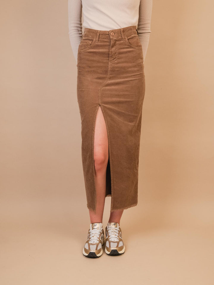 GONNA LUNGA CON MAXI SPACCO FRONTALE  IN VELLUTO TABACCO