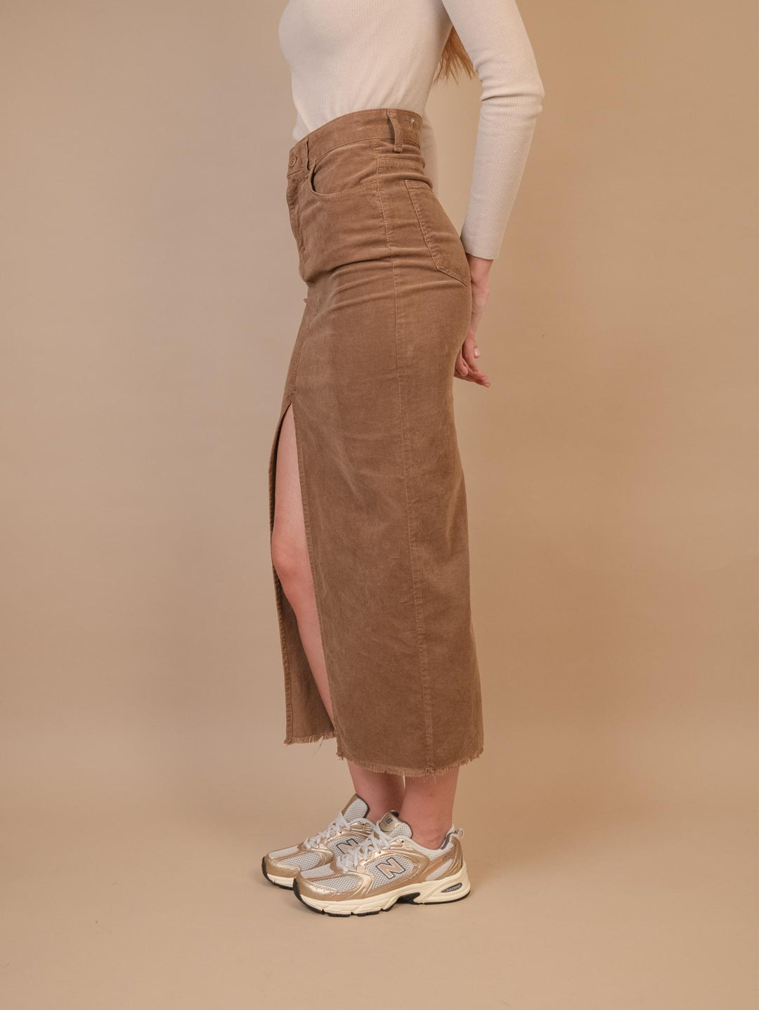 GONNA LUNGA CON MAXI SPACCO FRONTALE  IN VELLUTO TABACCO