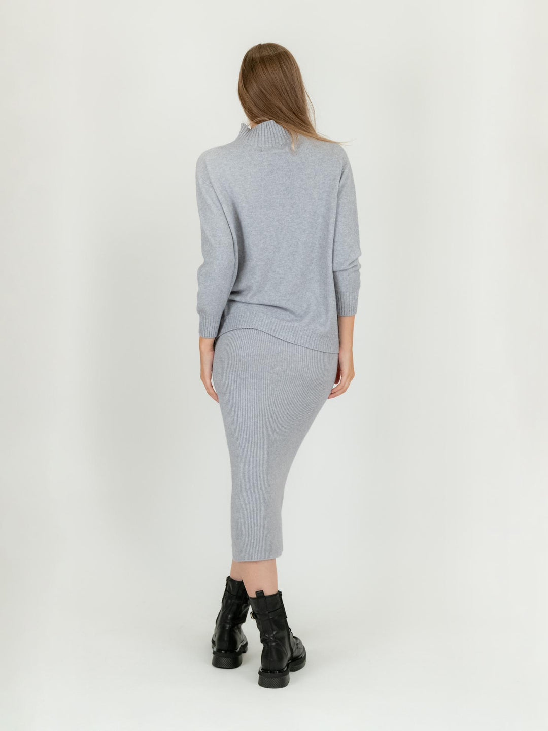GONNA MIDI A TUBINO IN MAGLIA GRIGIO PERLA