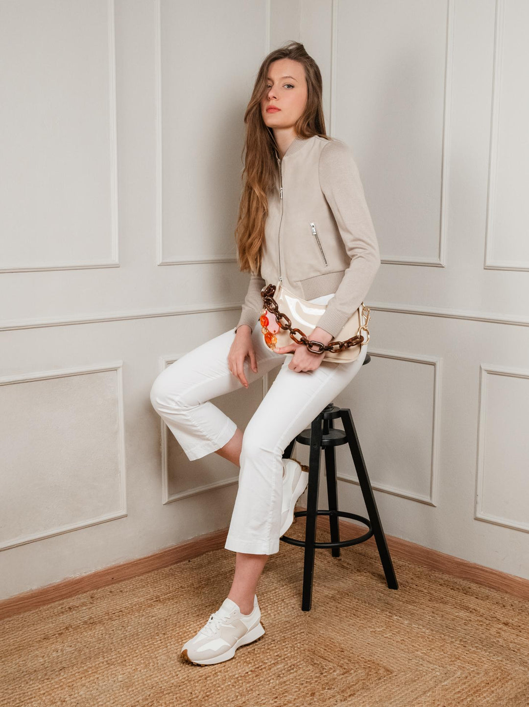Giacca in pelle scamosciata e maglia Derek Knit beige