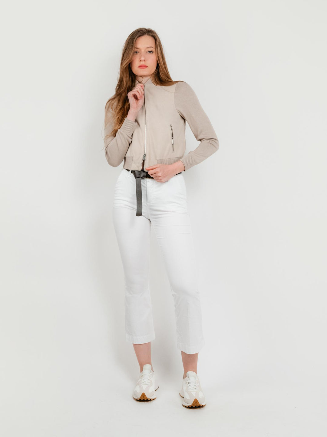 Giacca in pelle scamosciata e maglia Derek Knit beige
