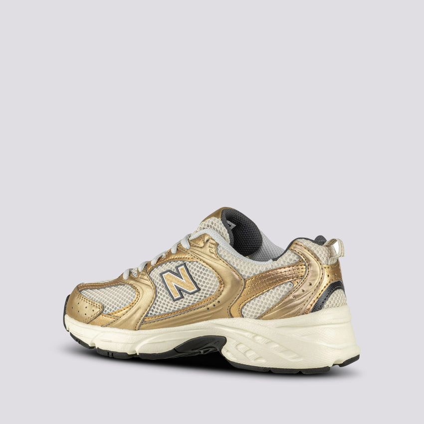 Sneaker MR530 beige e oro