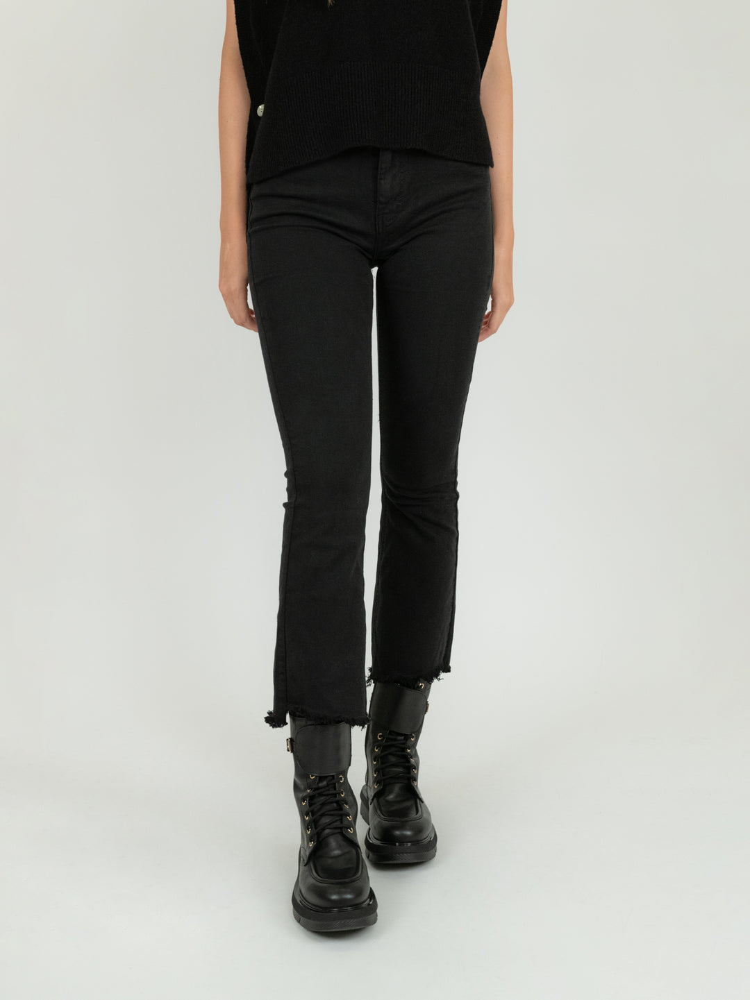 PANTALONE 5 TASCHE SFRANGIATO NERO 6826/26 NERO ANDREA MORANDO 