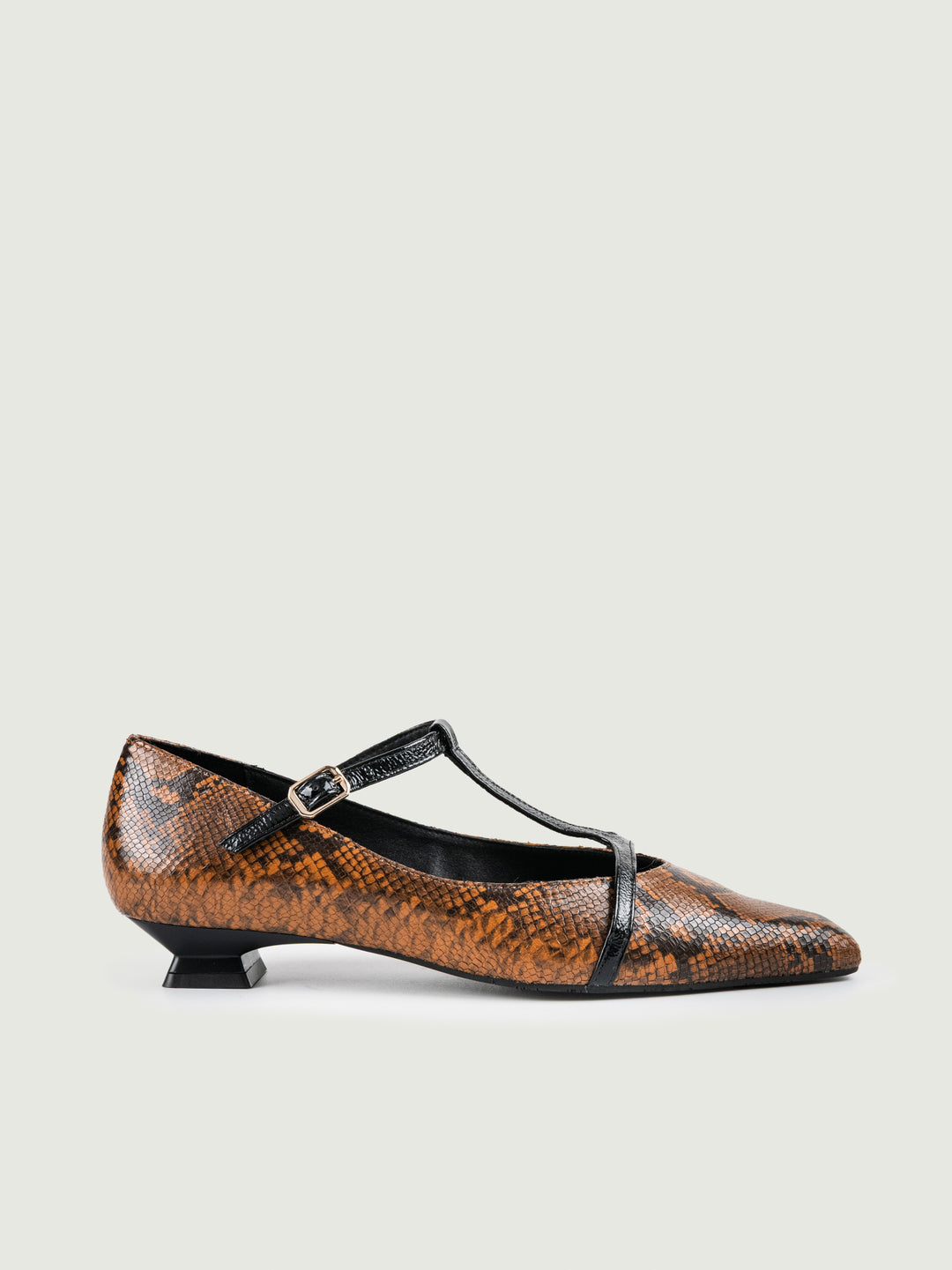 BALLERINA IN PELLE STAMPA PITONE  CON CINTURINO 5526 CUOIO LODI 