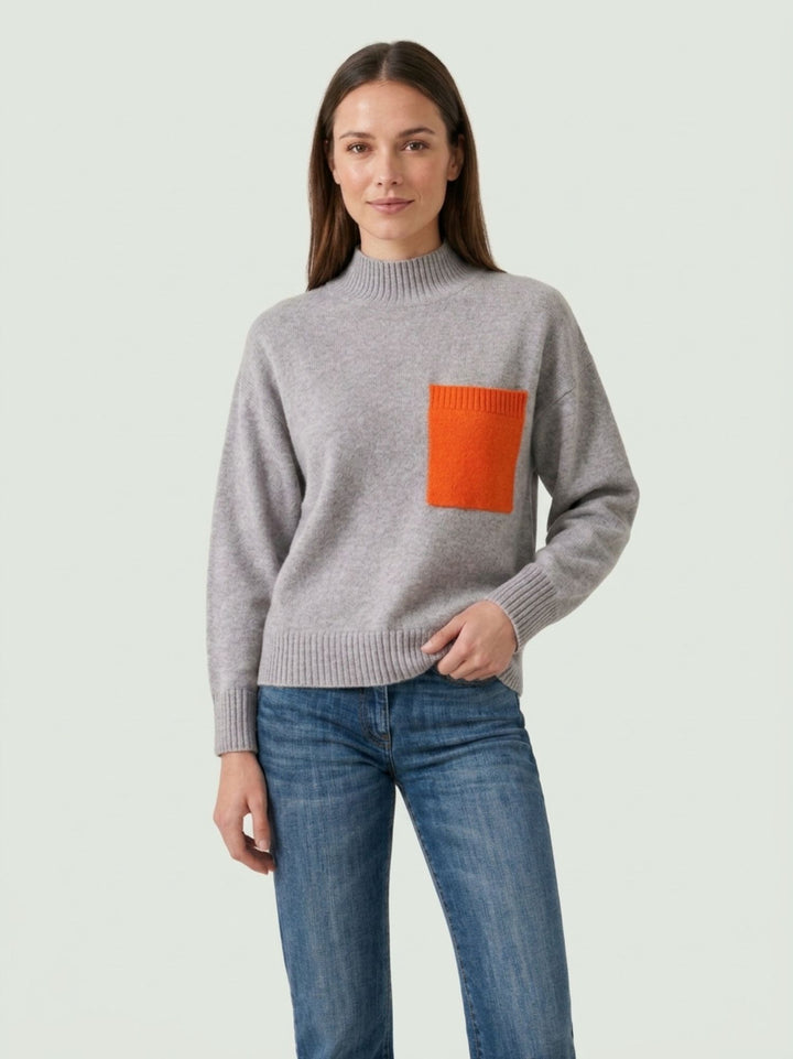 Maglia Jillian in cashmere grigio con tasca arancio JILLIAN ASH/ORANGE ABSOLUT CASHMERE 