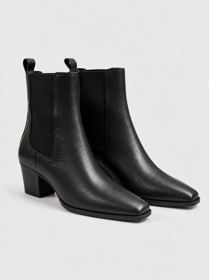 Stivaletto beatles in pelle scamosciata moro 2587 NERO ANDREA MORANDO 