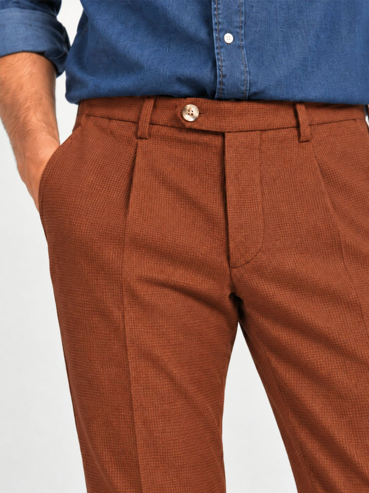 Pantalone con pinces in cotone testurizzato ruggine POUL KAZAN 18 ANDREA MORANDO 