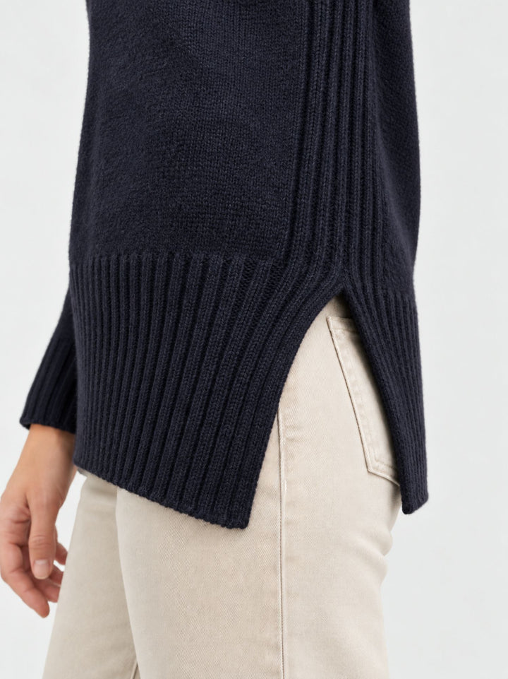 Maglione Ambra in lana merino navy AMBRA BLEU ANDREA MORANDO 