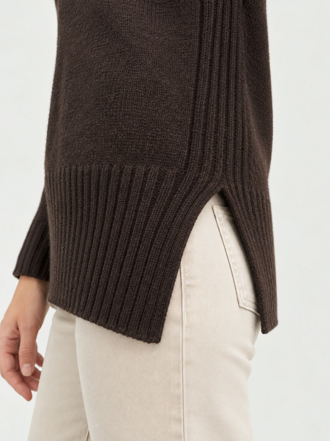 Maglione Ambra in lana merino beige AMBRA BROWN ANDREA MORANDO 