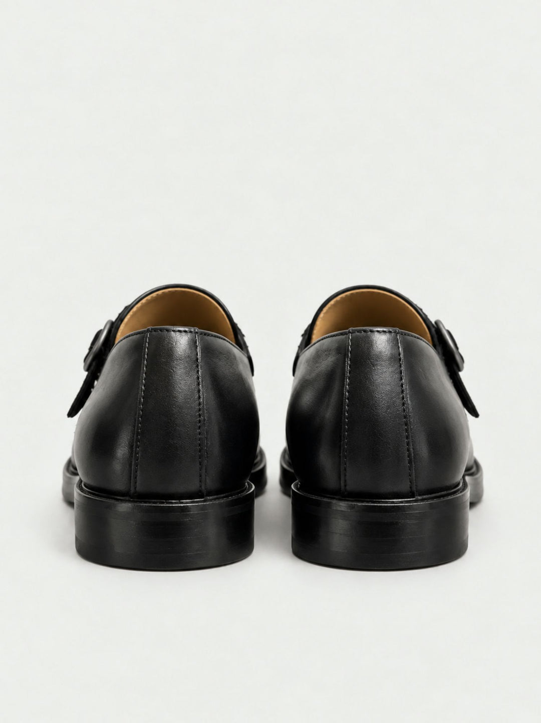 Mocassino con nappine in pelle spazzolata nera 801 NERO ANDREA MORANDO 
