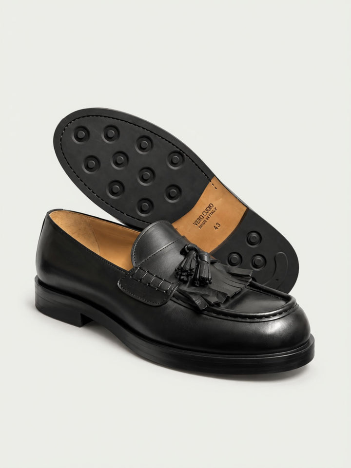 Mocassino con nappine in pelle spazzolata nera 801 NERO ANDREA MORANDO 