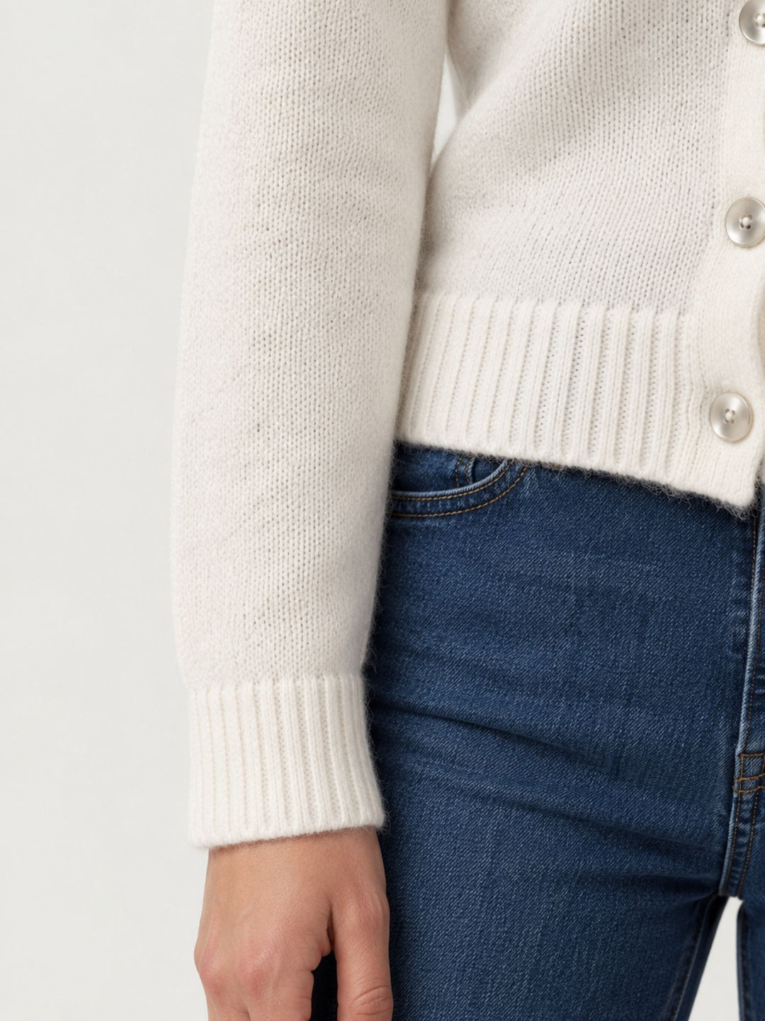 Cardigan Girocollo con Bottoni in Baby Alpaca Panna P0288.330 PANNA IDEA 