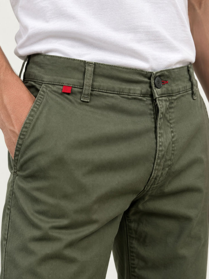 Pantalone chino in cotone salvia con dettagli a contrasto 7657TO E265 ANDREA MORANDO 