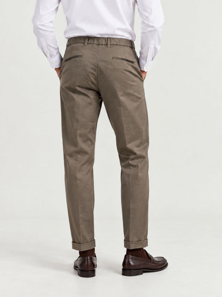 Pantalone chino con pinces tortora 7676TO A401 ANDREA MORANDO 