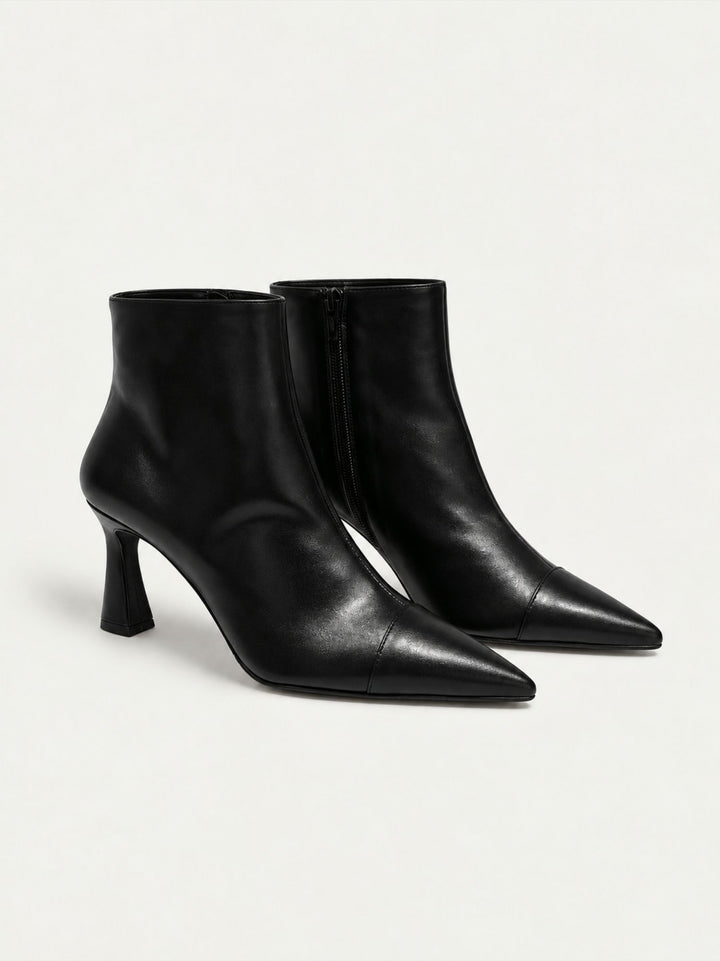Tronchetto in pelle nera RACON NEGRO LODI 