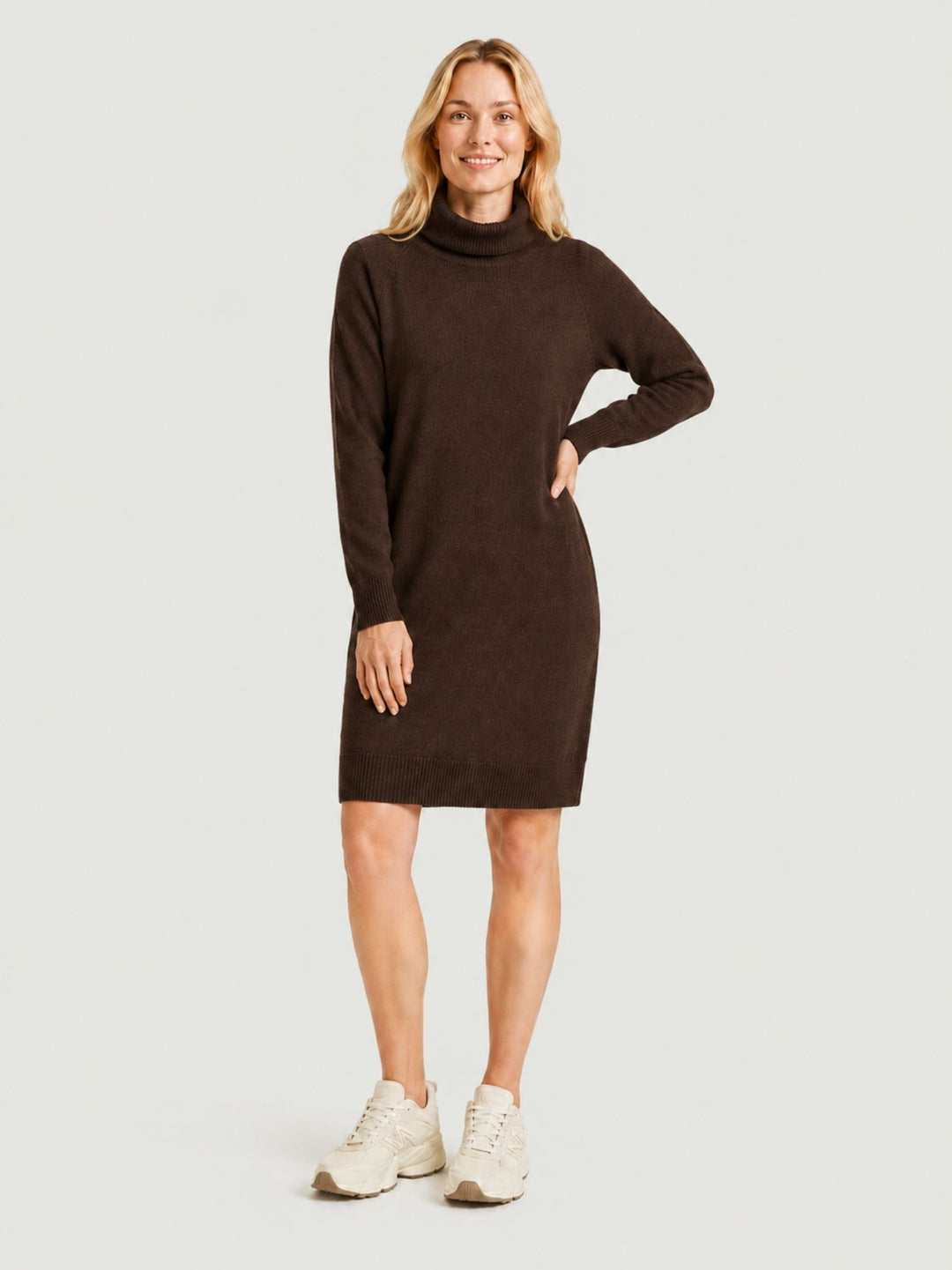 Abito Ester a collo alto in maglia cioccolato 0370225 0196 BIMOR 