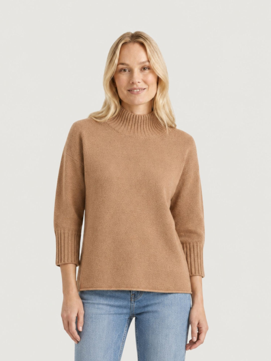 Maglione a lupetto con maniche a tre quarti nocciola 0570102 0083 BIMOR 