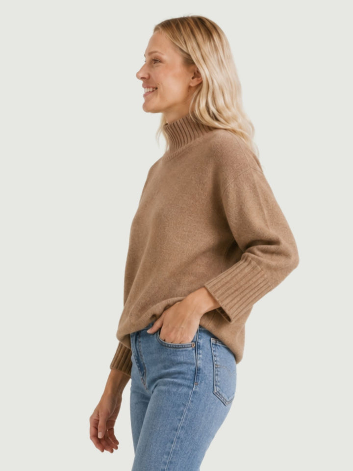 Maglione a lupetto con maniche a tre quarti nocciola 0570102 0083 BIMOR 