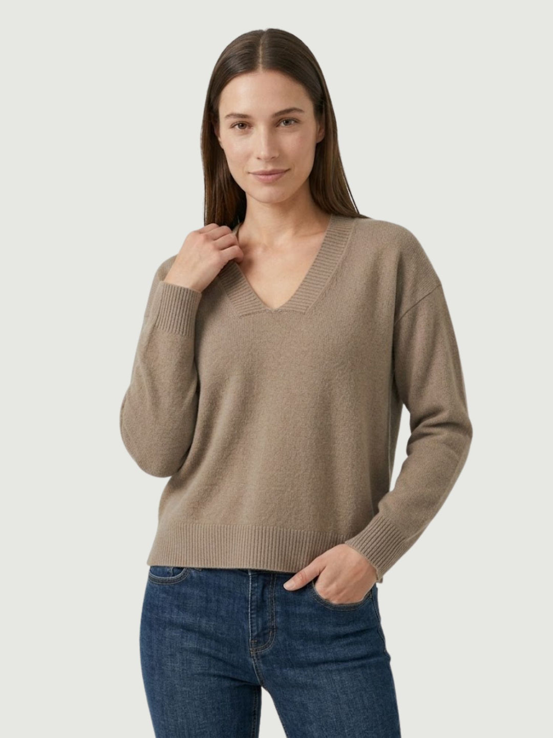 Maglia con scollo a V nocciola 0570573 0083 BIMOR 