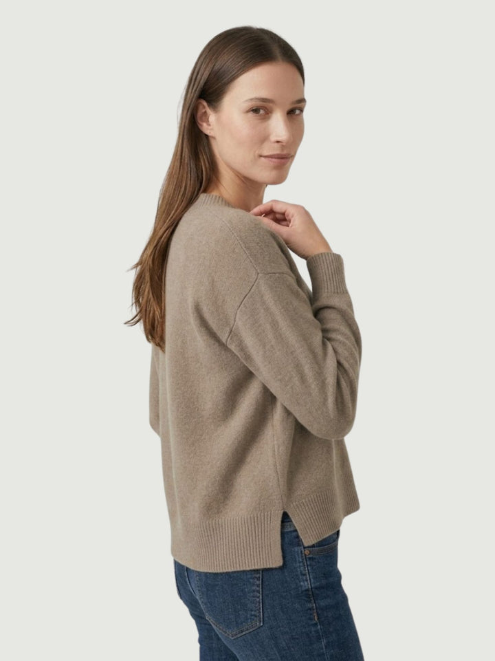 Maglia con scollo a V nocciola 0570573 0083 BIMOR 