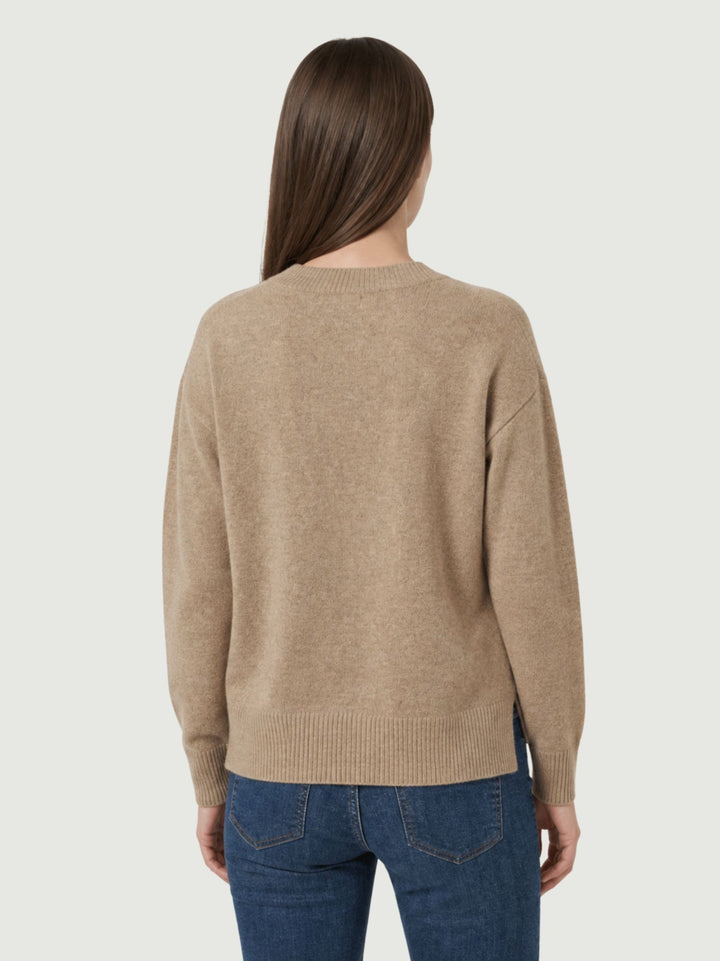 Maglia Betti con scollo a V nocciola 0570573 0083 BIMOR 