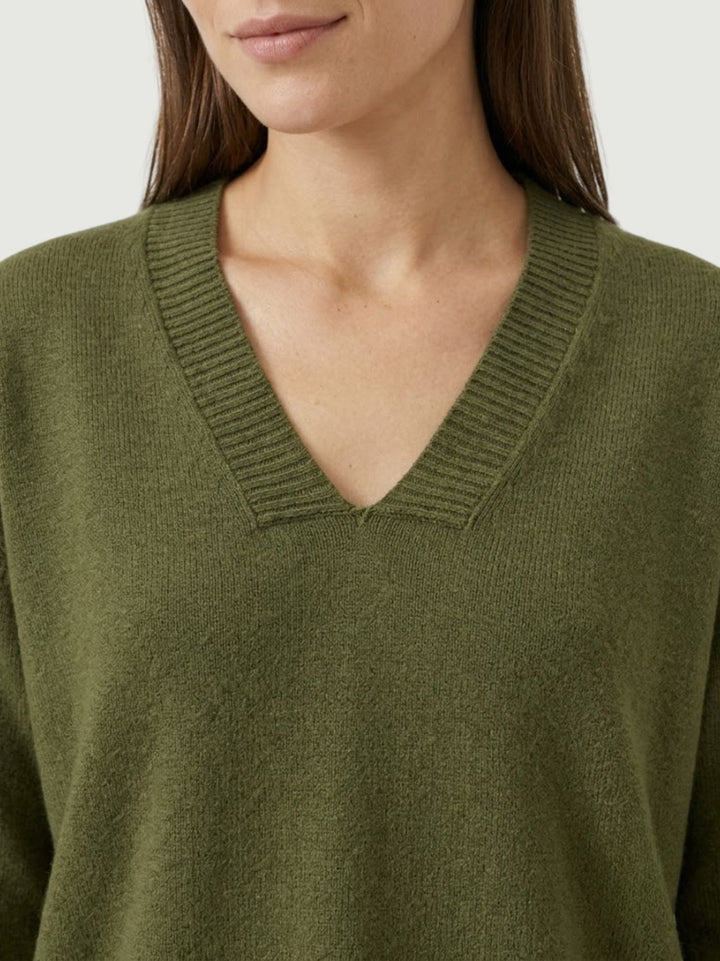 Maglia con scollo a V oliva 0570573 0192 BIMOR 
