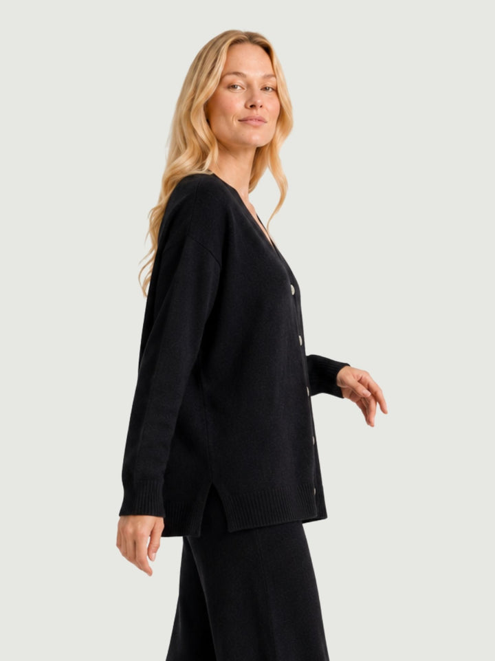 Cardigan over in maglia licorice 057088 0010 BIMOR 