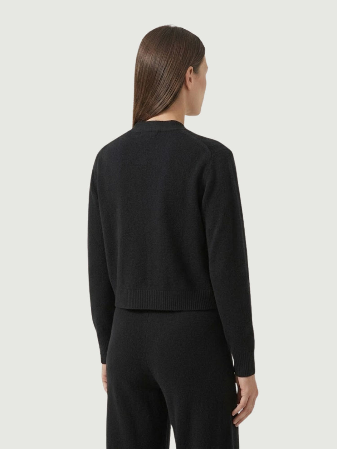 Cardigan cropped in maglia licorice 057090 0010 BIMOR 