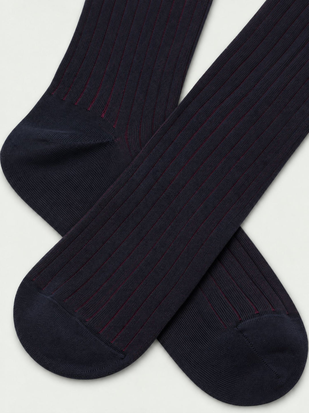 Calze lunghe in lana vergine a coste 63492G V0137 RED 