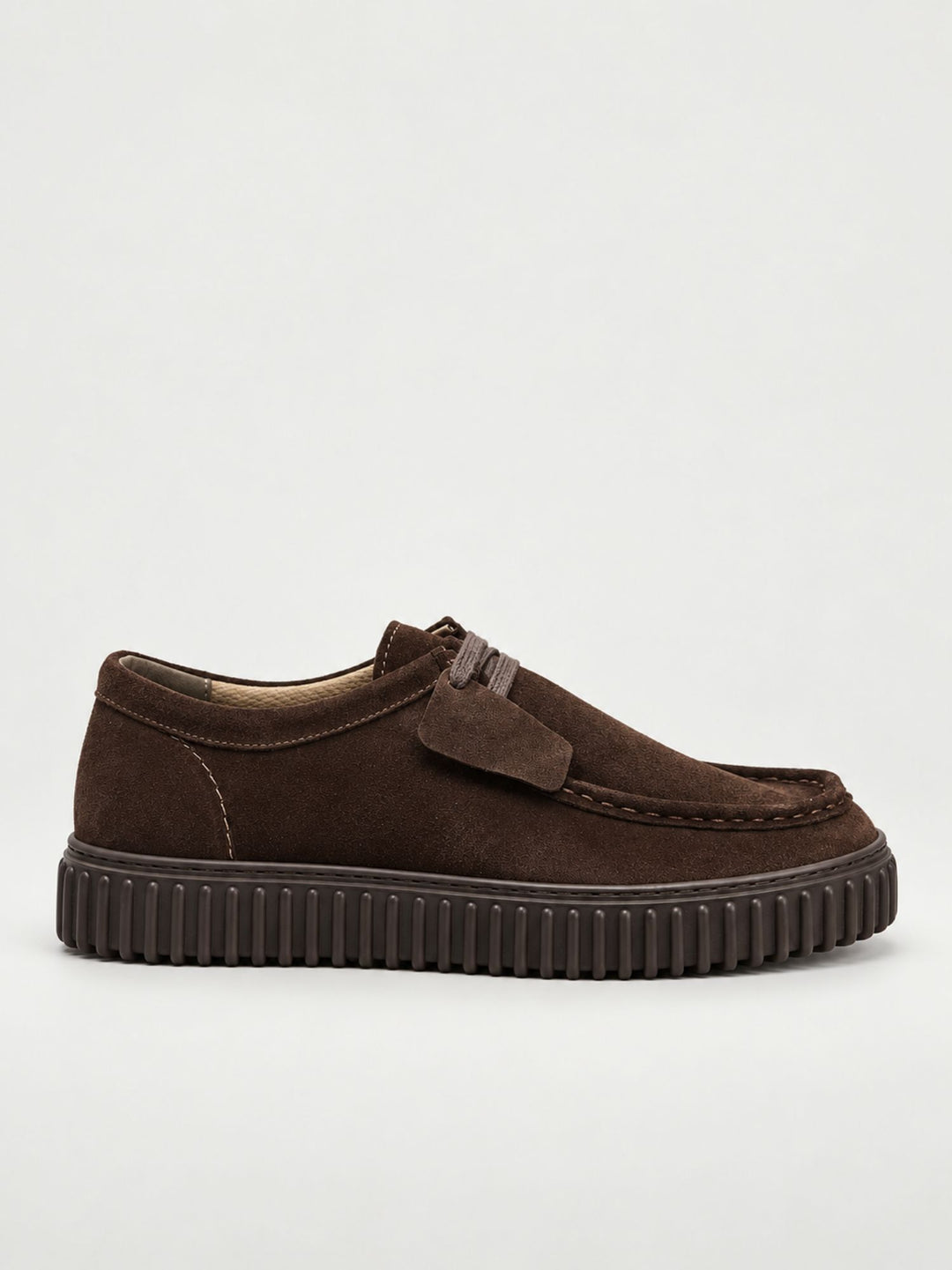 Allacciata in pelle scamosciata con suola carroarmato moro 263272 SUEDE BROWN ANDREA MORANDO 