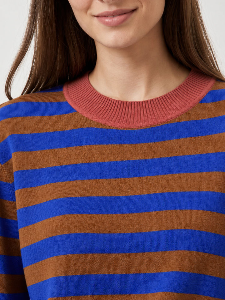 Maglia girocollo a righe orizzontali blu elettrico e marrone 556FUNN231 75 ANDREA MORANDO 