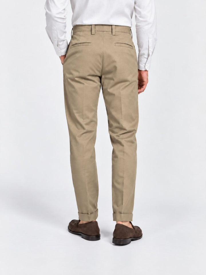 Pantalone chino con pinces sabbia P003CO0457M 2001 ANDREA MORANDO 