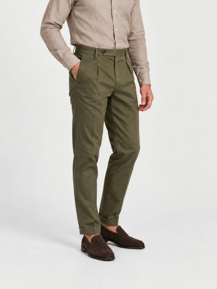 Pantalone chino con pinces militare P003CO0457M 4017 ANDREA MORANDO 