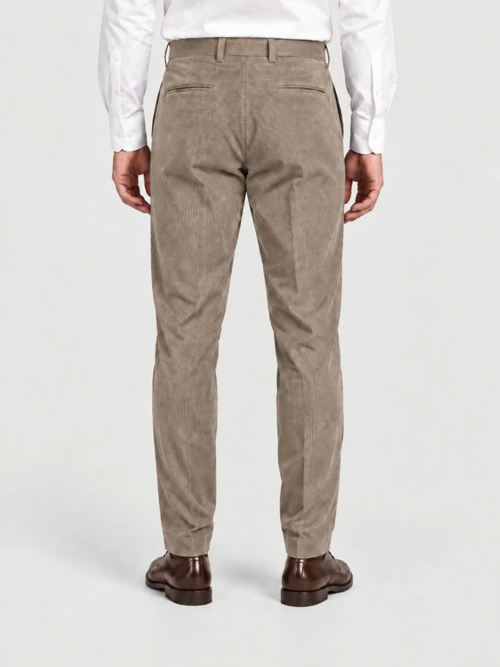 Pantalone chino in velluto a coste sabbia P003CO0473M 2010 ANDREA MORANDO 