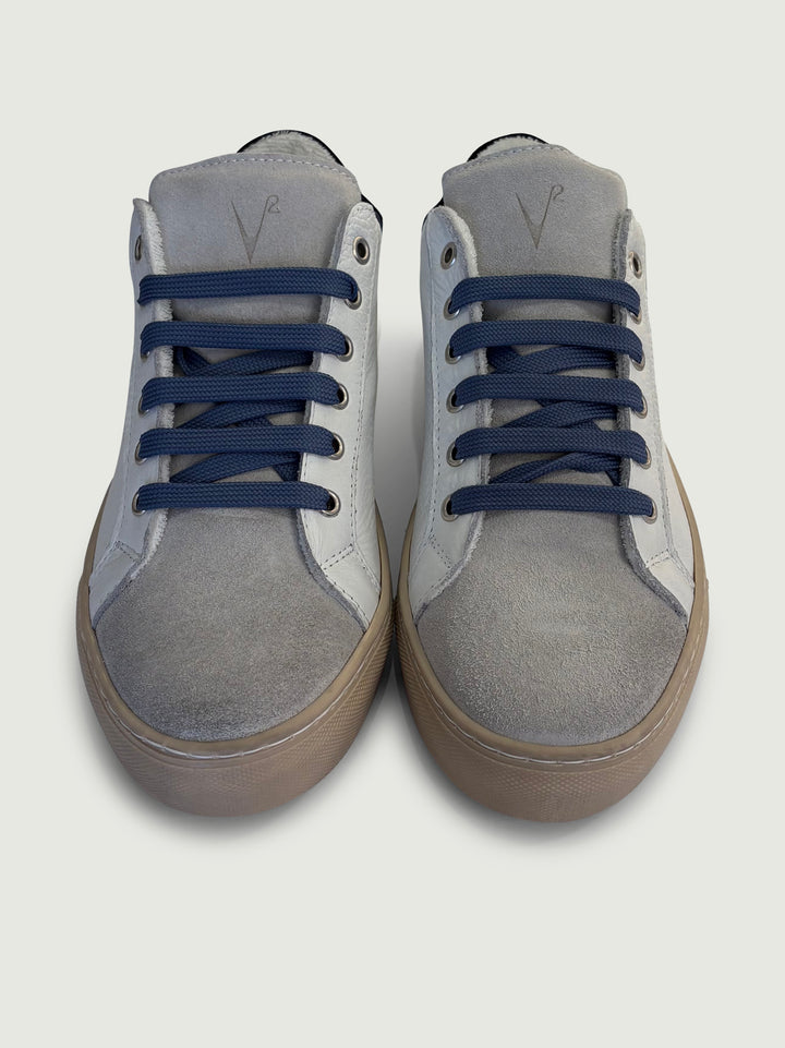 Sneaker Olympic dettagli neri SNKBIBOTVV NE V2 