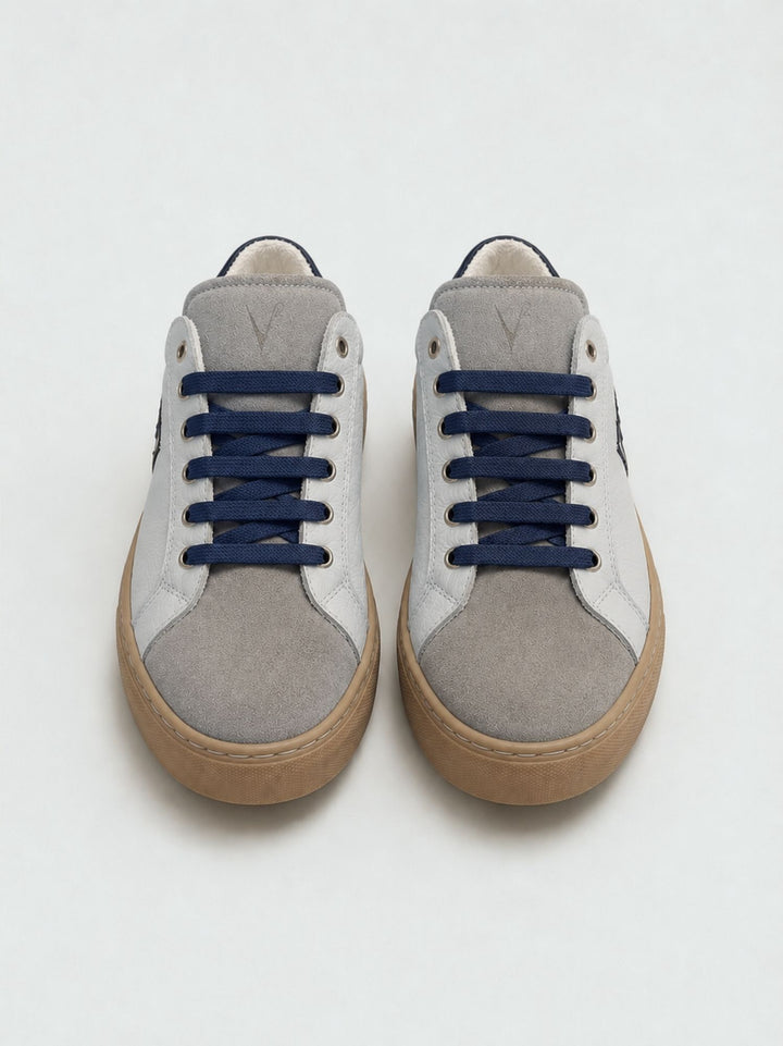 Sneaker Olympic dettagli neri SNKBIBOTVV NE V2 