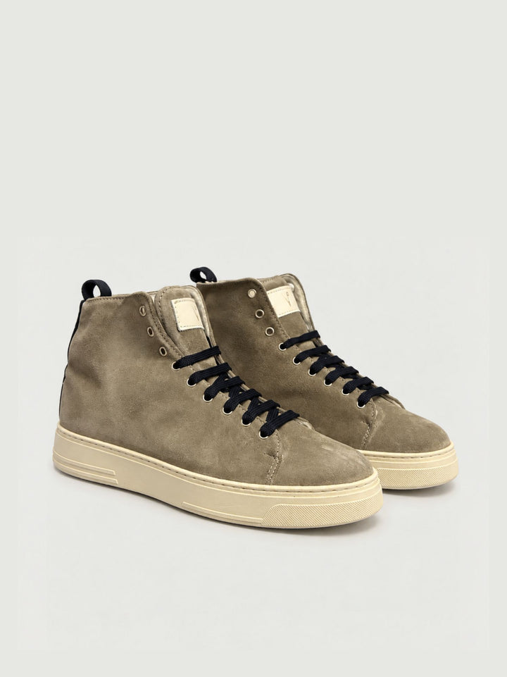 Sneaker alta imbottita in pelle scamosciata tortora STITED TO V2 